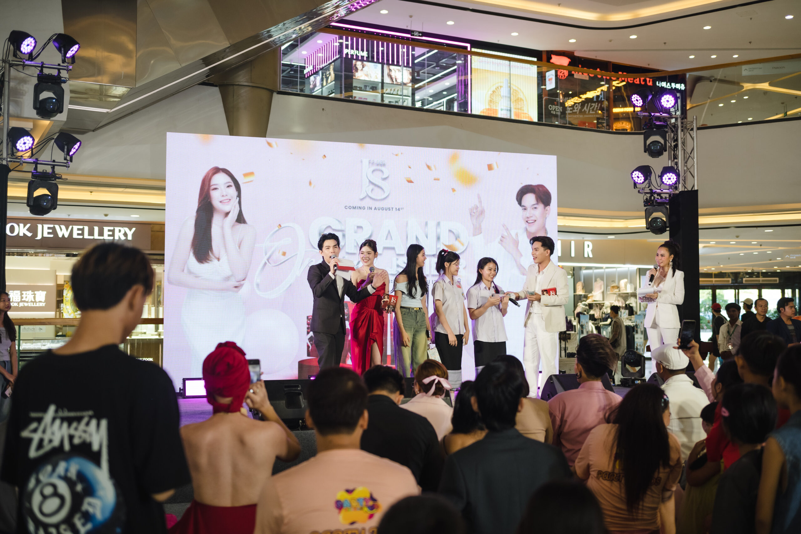 มาร์วาลิคเฮลท์ จับมือผู้ประกอบการ สปป.ลาว เปิดตัวสินค้าอลังการกลางห้างดังเวียงจันทน์ จุดไฟนวัตกรรมสู่อนาคต
